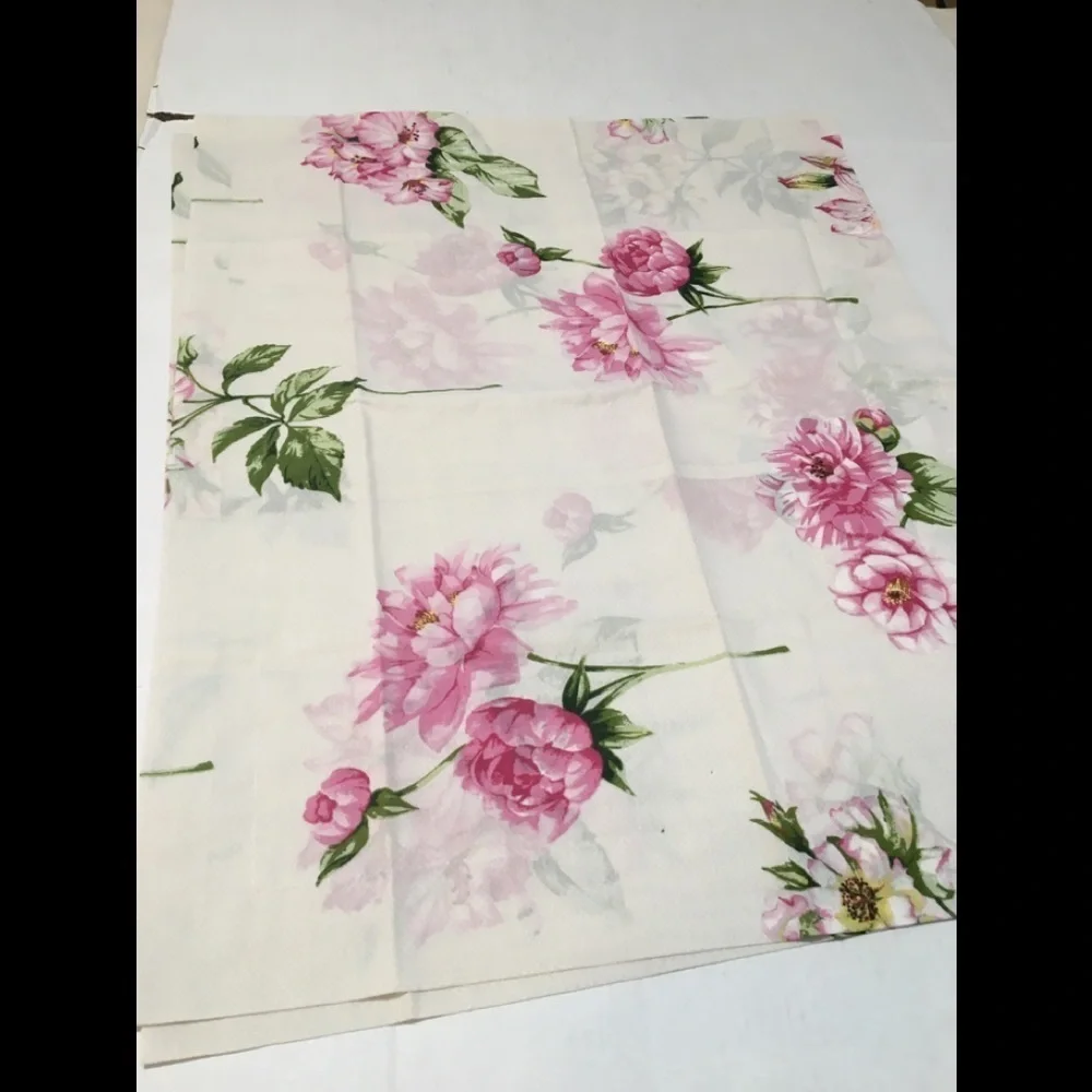 NWOT Westpoint Stevens Floral Std. Shams Pair Cottage Rose~Cotton bh.